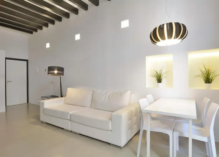 Lonja Suites Apartments